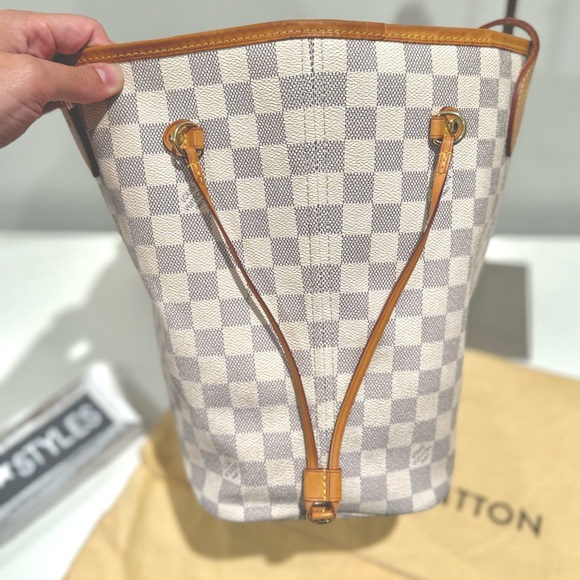 Louis Vuitton Neverfull MM Damier Azur Tote Bag - Picture 4 of 14